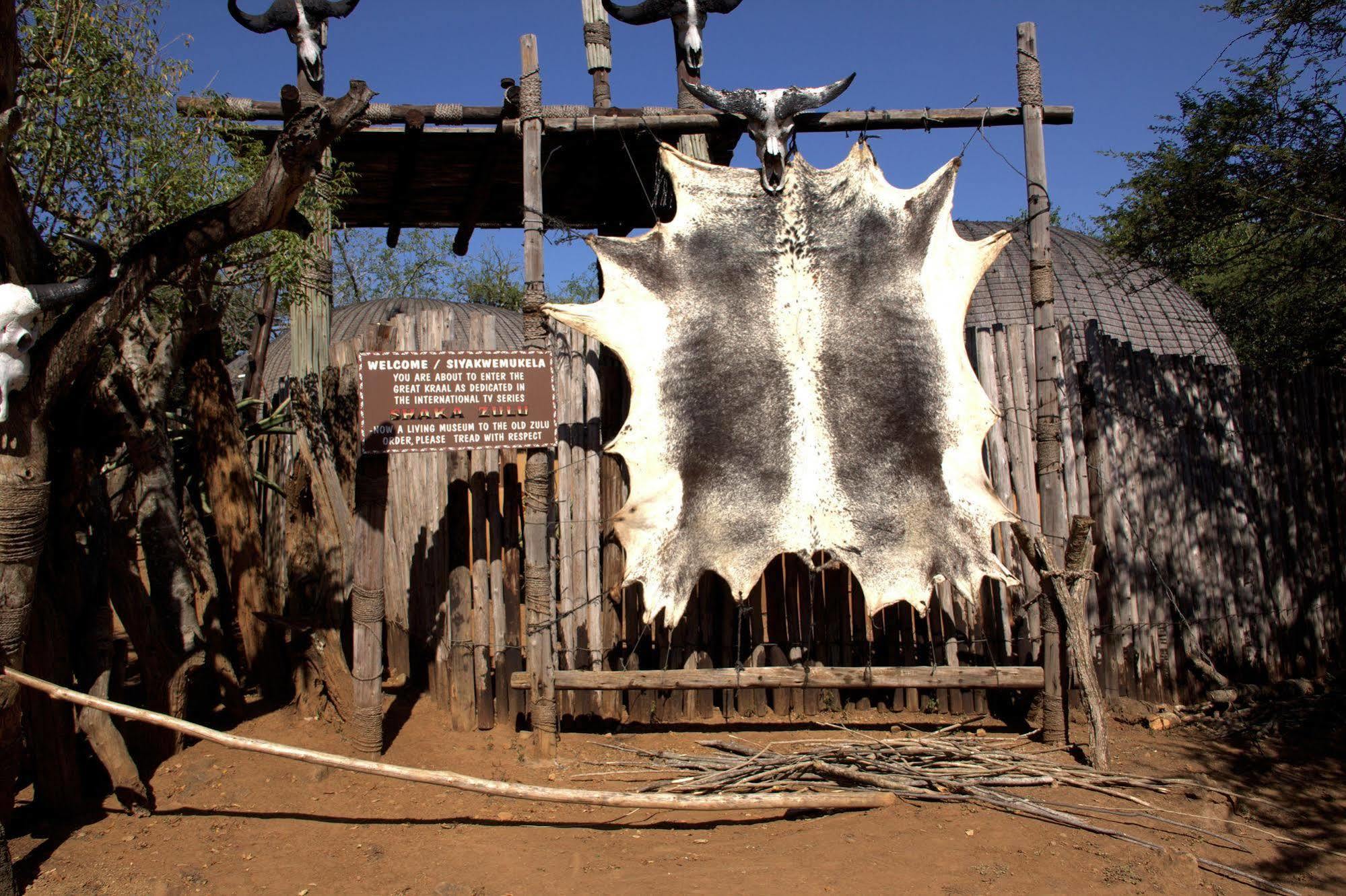 Eshowe Aha Shakaland Hotel & Zulu Cultural Village מראה חיצוני תמונה