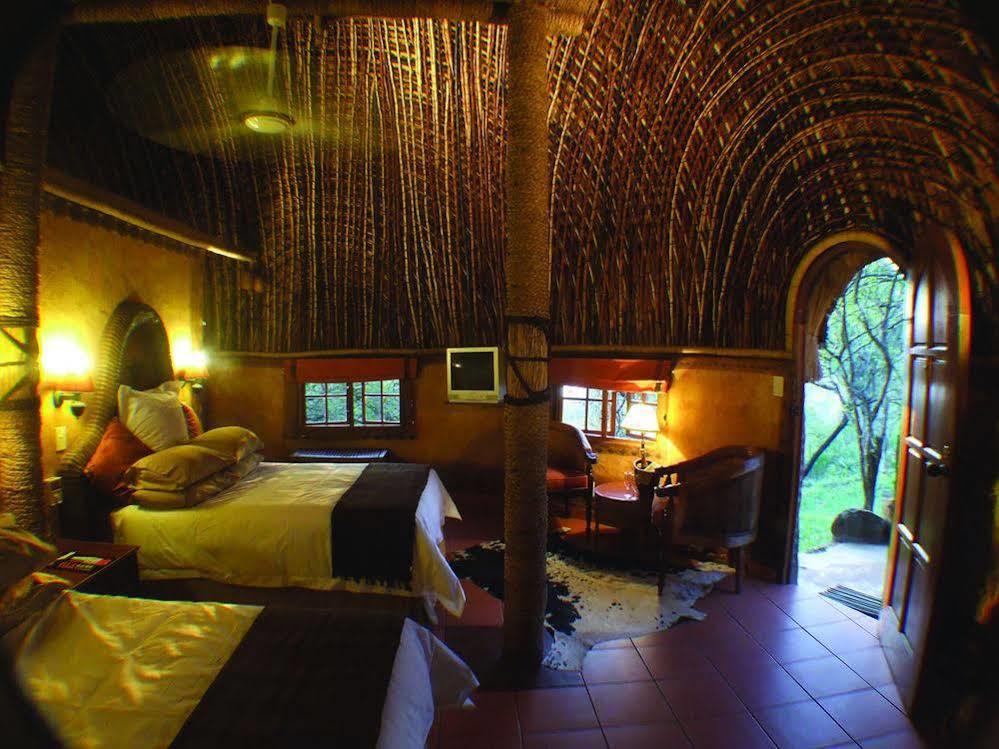 Eshowe Aha Shakaland Hotel & Zulu Cultural Village מראה חיצוני תמונה